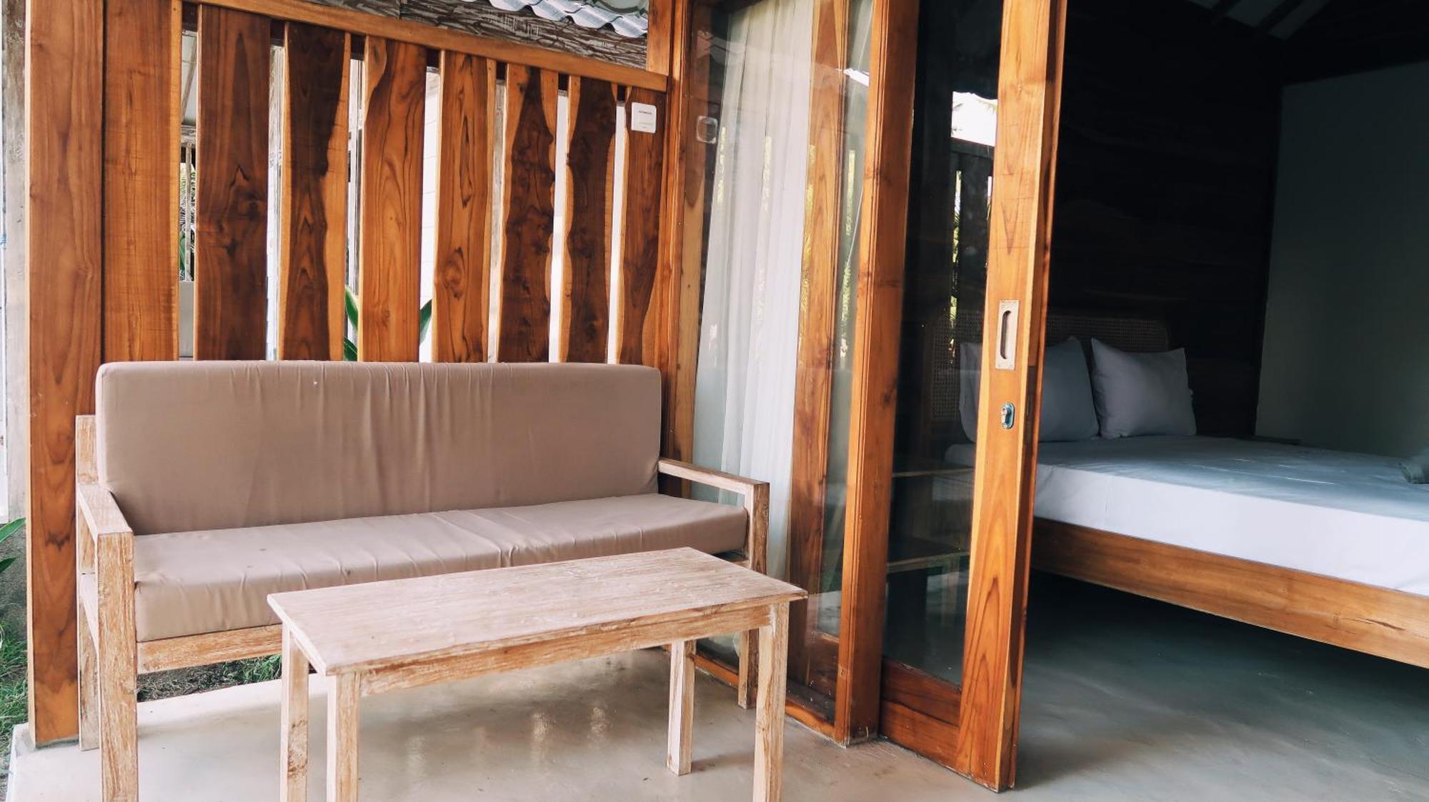 Kayu Cottage ギリ・トラワンガン エクステリア 写真